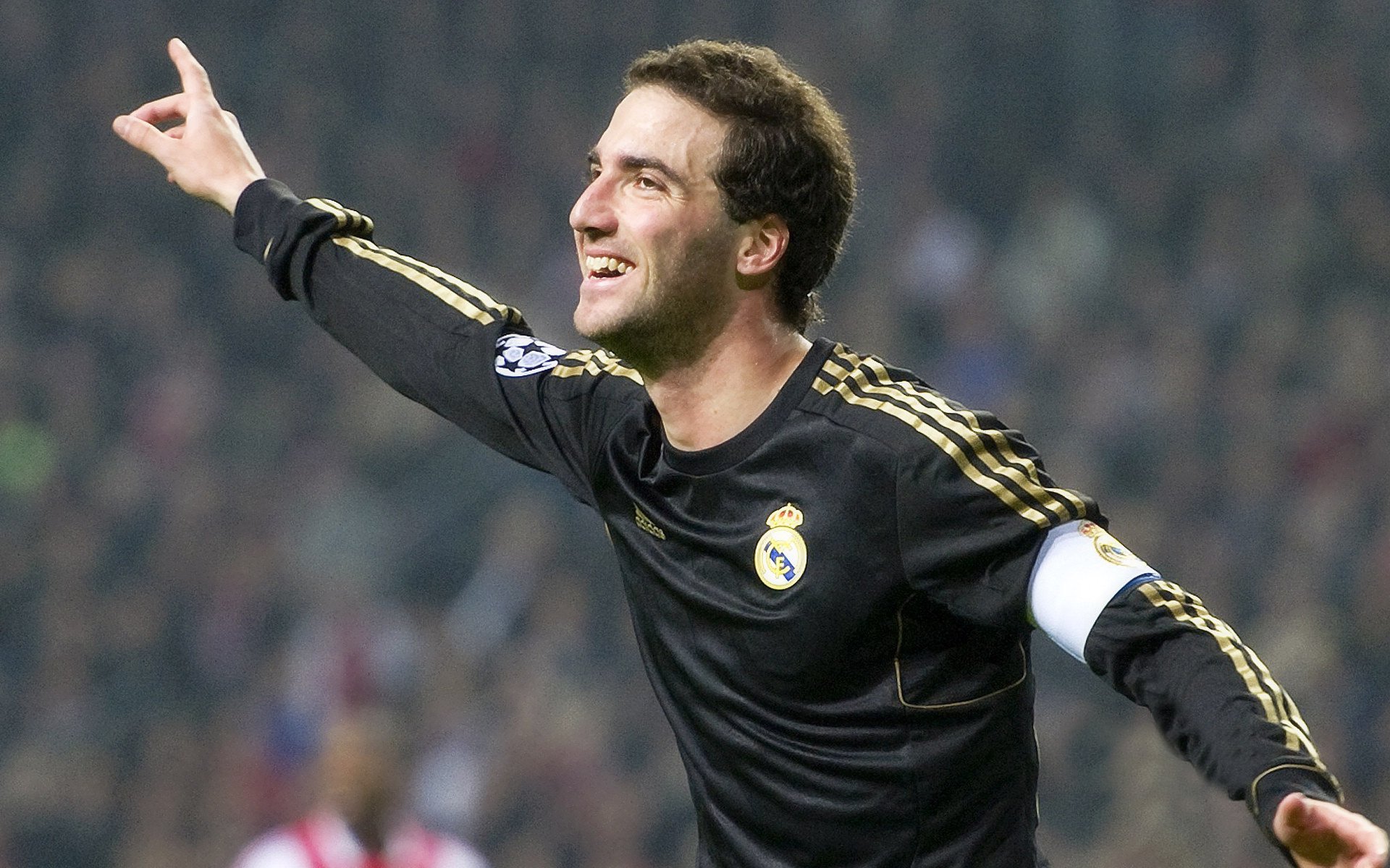 开云-C9带队取胜！德罗巴重要时刻比赛规则变更赢得满堂喝彩